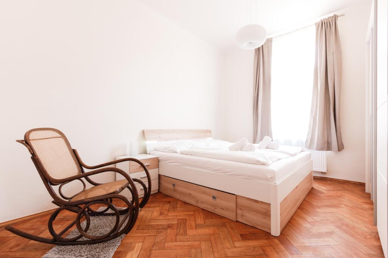 Prague Days - Stylish New Town Apartments 외부 사진