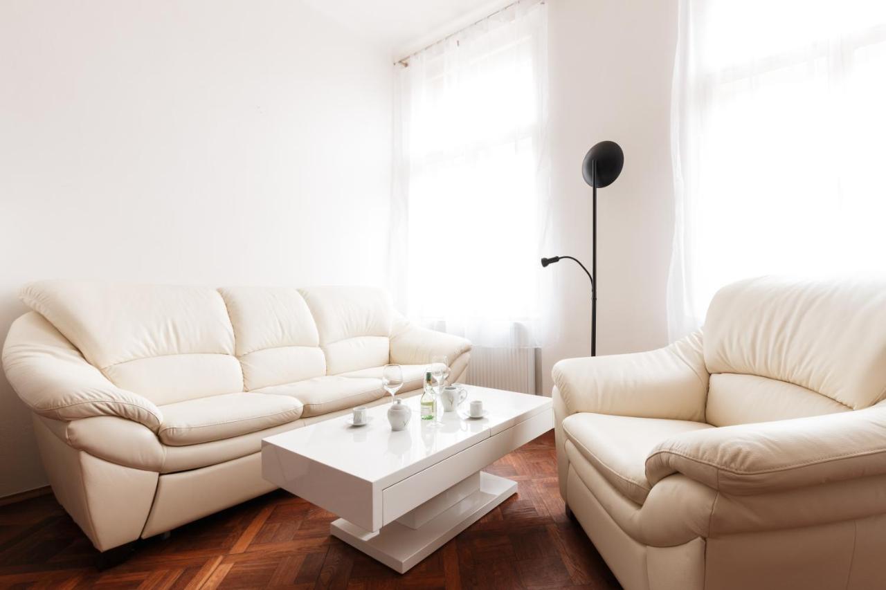 Prague Days - Stylish New Town Apartments 외부 사진